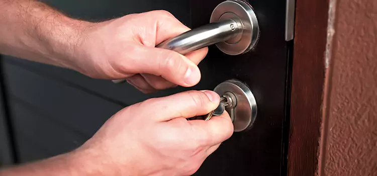 Door Closer Repair & Installation Sandy